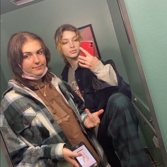 Meet your Posher, Paige - Picture 3 of 4